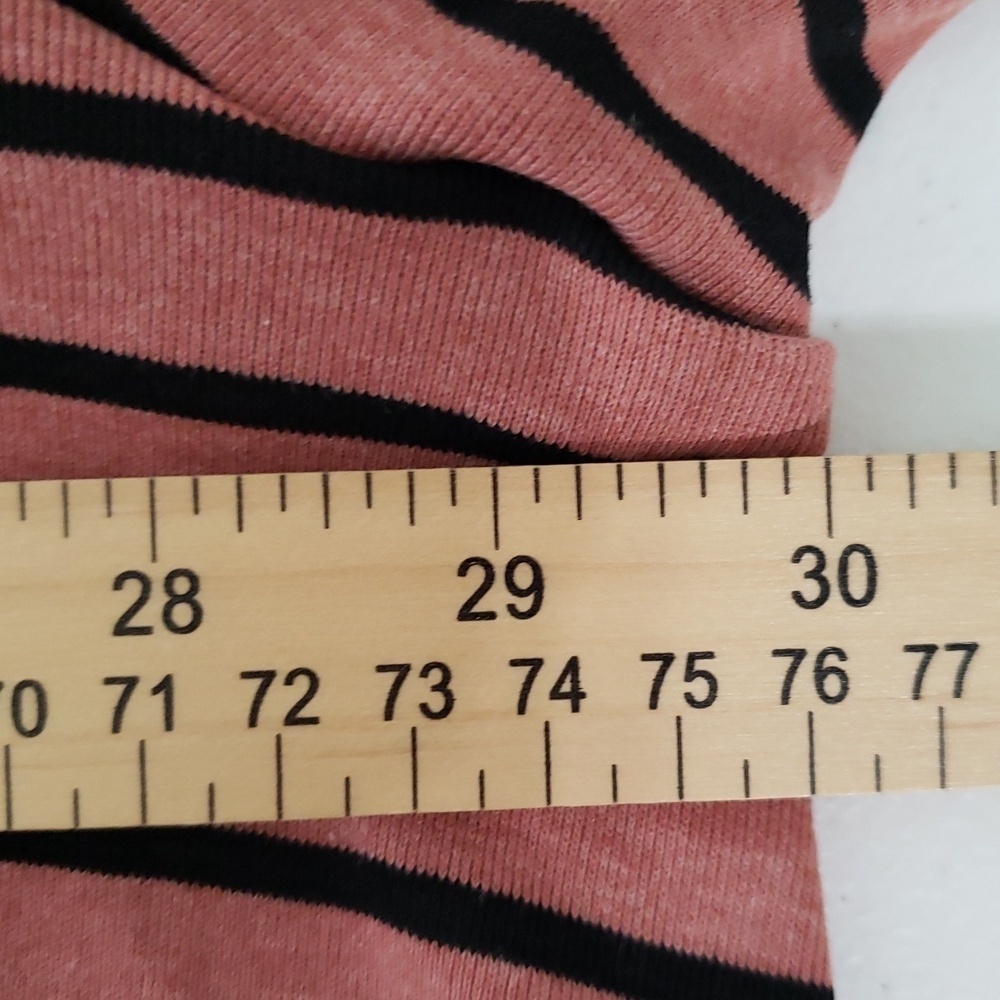 Plus Size NWT Women's Boxy Top 4X Pink Black Striped V-neck Casual Relaxed New - Picture 7 of 11